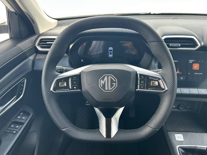 MG ZS ELEGANCE 5MP 1,5i - fotka 12 z 24