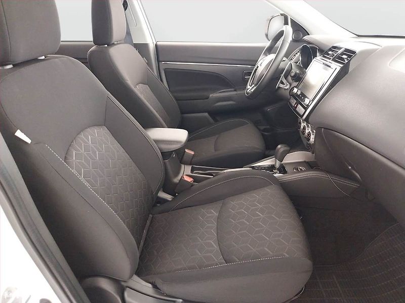 Mitsubishi ASX (2020) 2.0 MIVEC - fotka 9 z 24