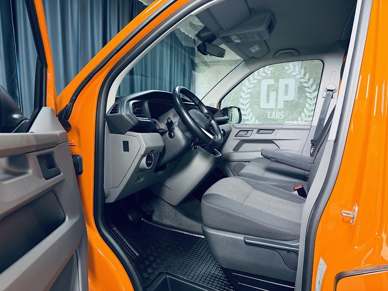 Volkswagen Transporter (2023) - fotka 16 z 34
