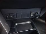 Toyota RAV4 (2016) 2.5 Hybrid, Automat, Navi - náhled 21