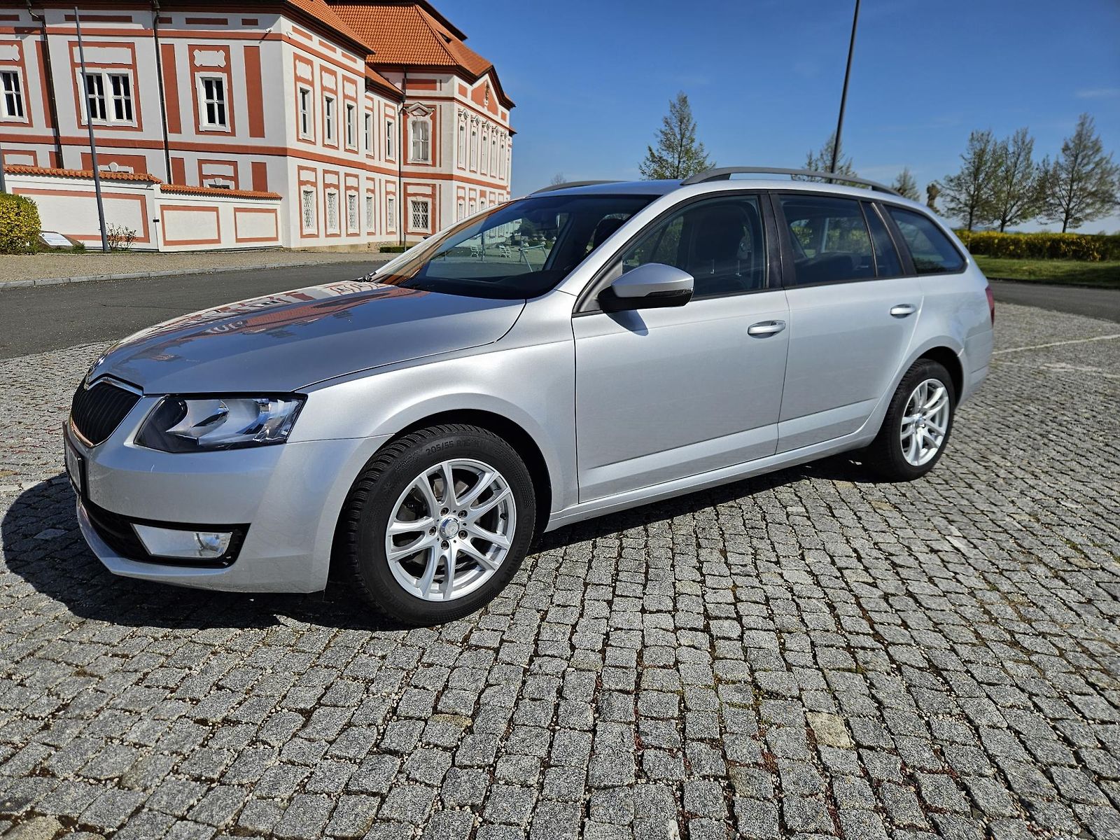 Škoda Octavia 2L 110kw, DPH,  SPLÁTKY 