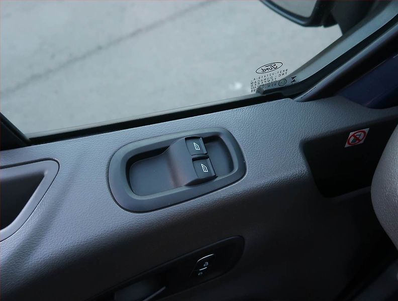 Ford Transit (2020) Trend 2.0 EcoBlue mHEV, 7Míst - fotka 19 z 19