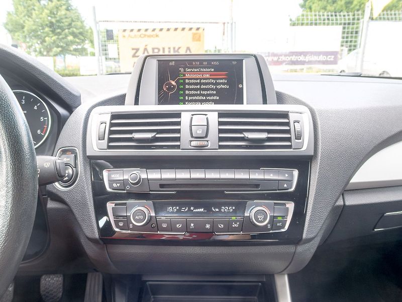 BMW Řada 1 (2016) 116D – LED světla - fotka 22 z 43