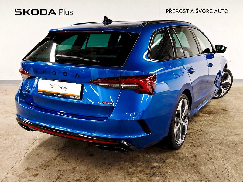 Škoda Octavia (2024) Combi 2.0 TSI 195 kW DSG RS - fotka 2 z 35