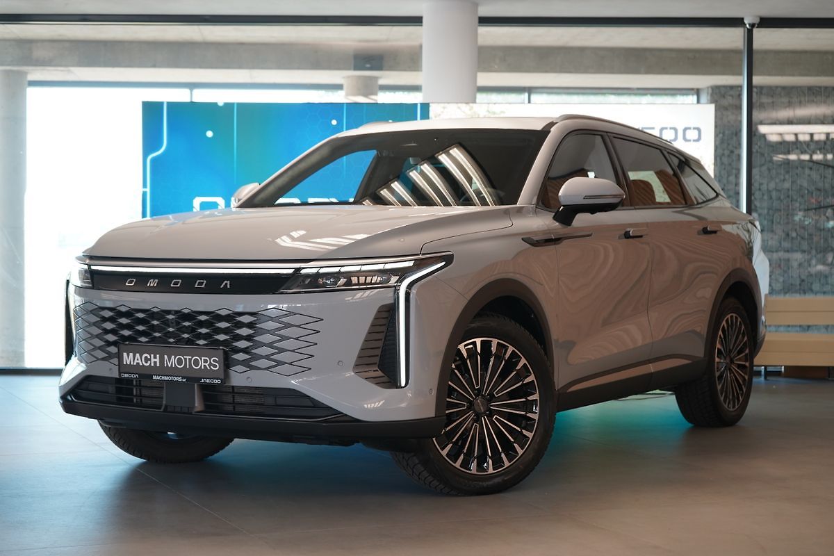Omoda Ostatní 1.5 PHEV 3DHT AWD PREMIUM
