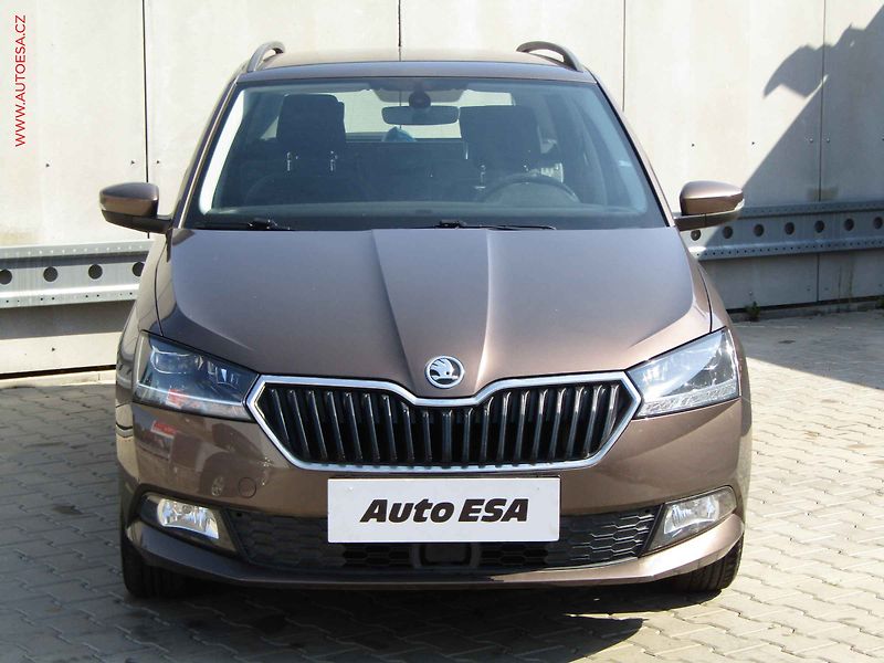 Škoda Fabia (2020) 1.0 TSi, 1.maj,ČR, Style, - fotka 2 z 21