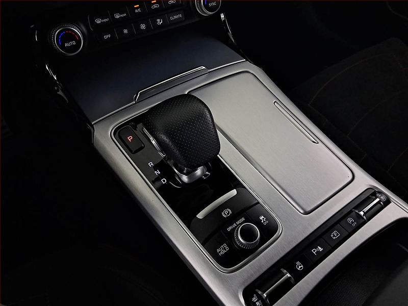 Kia Stinger (2022) 3.3 T-GDI - fotka 13 z 19