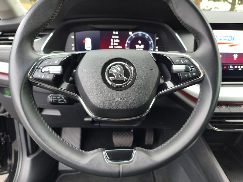 Škoda Octavia (2024) 2,0 TDI 110Kw DSG Style combi - fotka 20 z 35