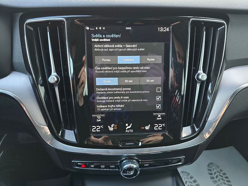 Volvo V60 184kW B5 4x4 CROSS COUNTRY - fotka 31 z 50