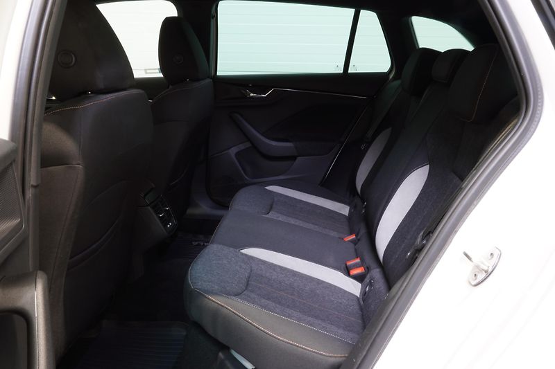 Škoda Scala 1.0TSI,81kW STYLE,ČR,1.M,TAŽNÉ - fotka 17 z 28