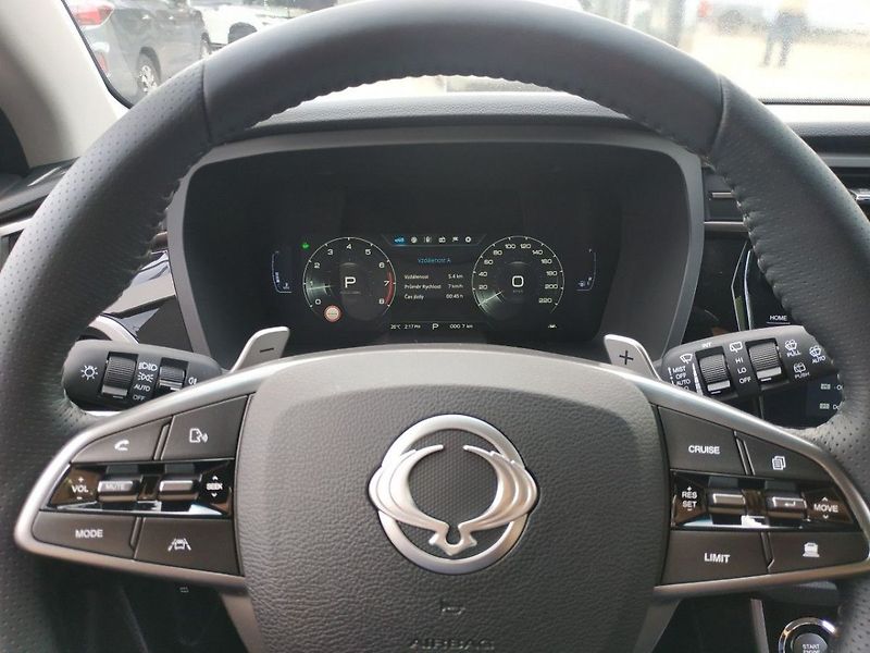 KGM Korando 1.5T, Style+2WD, AT, SKLADEM - fotka 16 z 33