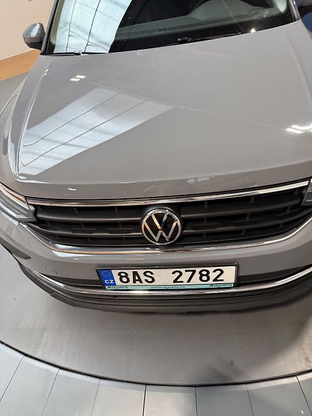 Volkswagen Tiguan 1.5 TSI ACT 110kW DSG Life - fotka 5 z 16