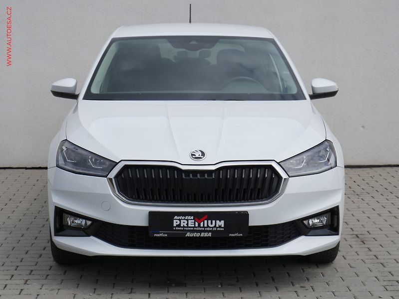 Škoda Fabia (2022) 1.0 TSI, 1.maj,ČR, Style, LED - fotka 2 z 20