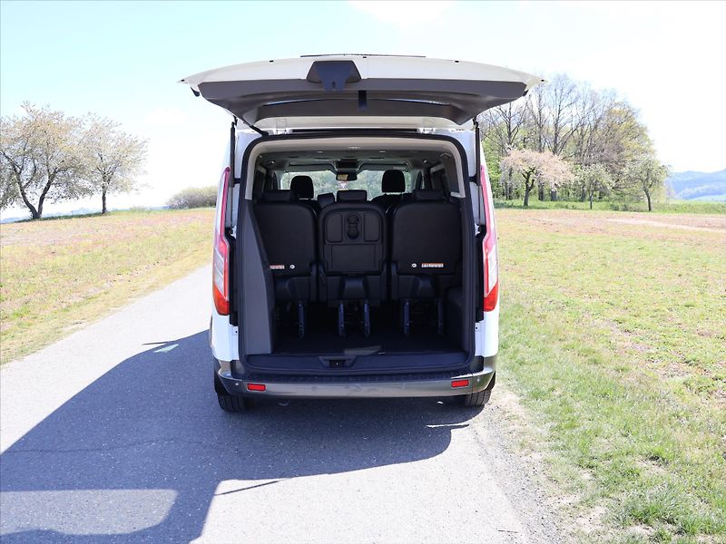 Ford Tourneo Custom 2,0 TDCI 136kW Active 1Maj DPH - fotka 9 z 29