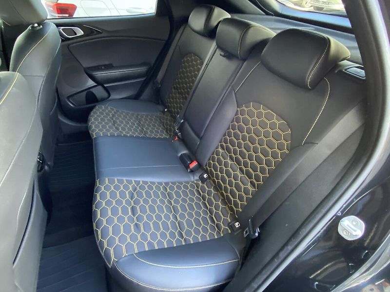 Kia XCeed 1.4 T-GDI 103 kW - fotka 22 z 25