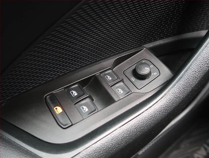 Škoda Octavia (2023) Ambition 2.0 TDI - fotka 17 z 18