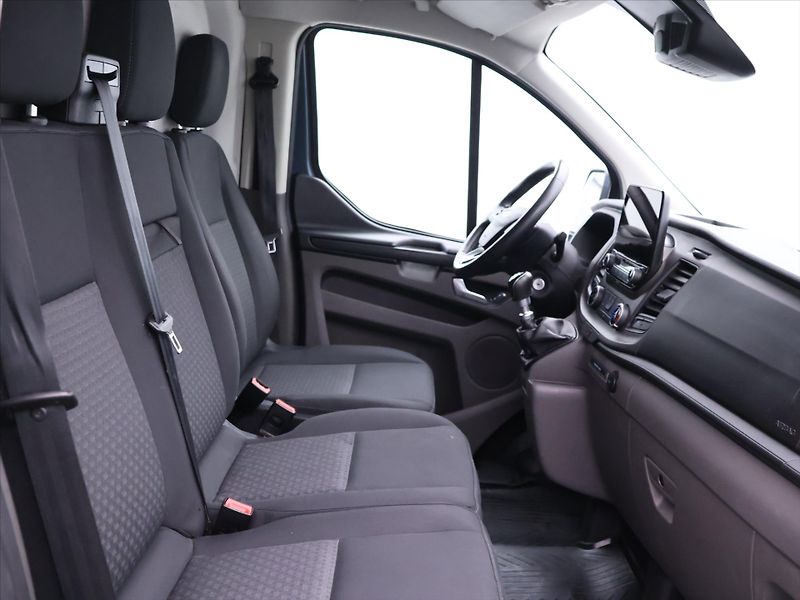 Ford Transit Custom 2,0 TDCI Klima 1.Maj DPH - fotka 11 z 25