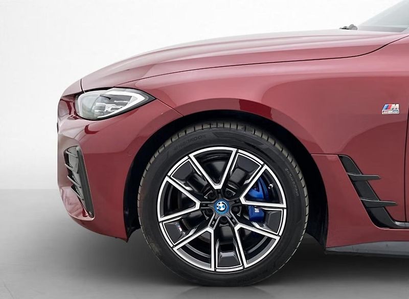 BMW i4 M50 xDrive GC 360kam Tažné LED - fotka 32 z 35