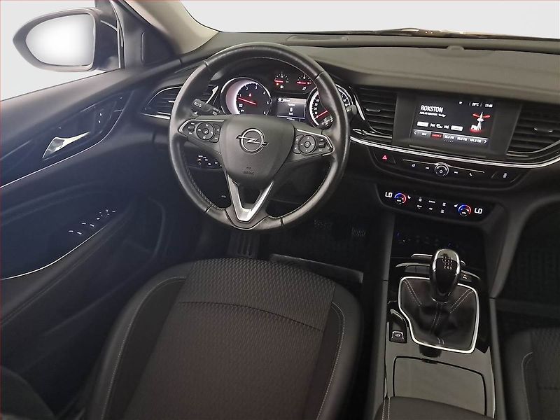 Opel Insignia (2017) 2.0 CDTI, Kůže, Tempomat - fotka 7 z 18