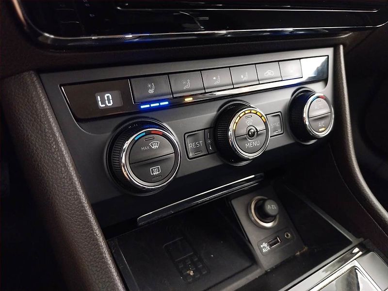 Škoda Superb (2016) Laurin&Klement 2.0 TDI - fotka 18 z 27