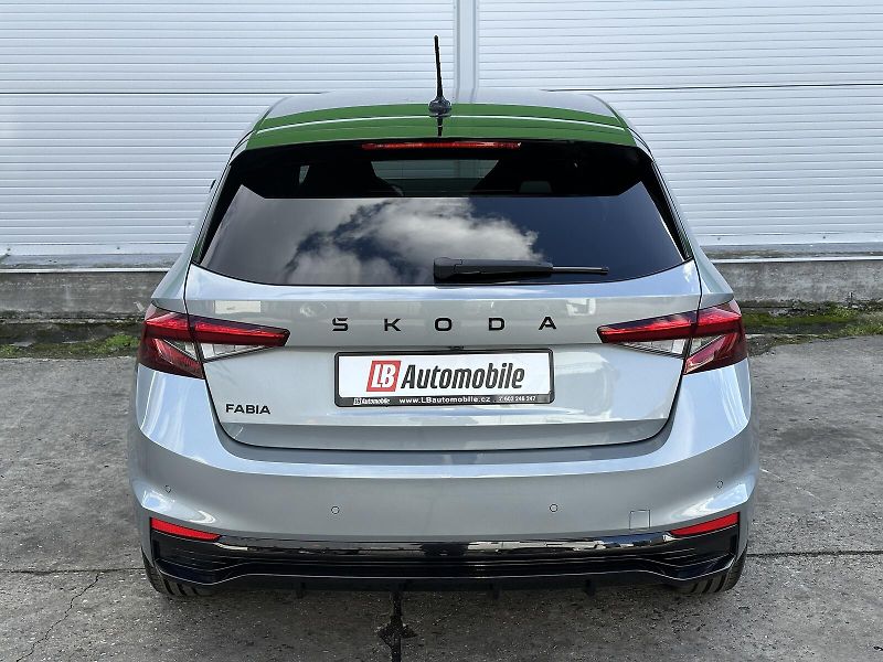 Škoda Fabia 1.0TSi DSG Monte Carlo 116PS B - fotka 5 z 35