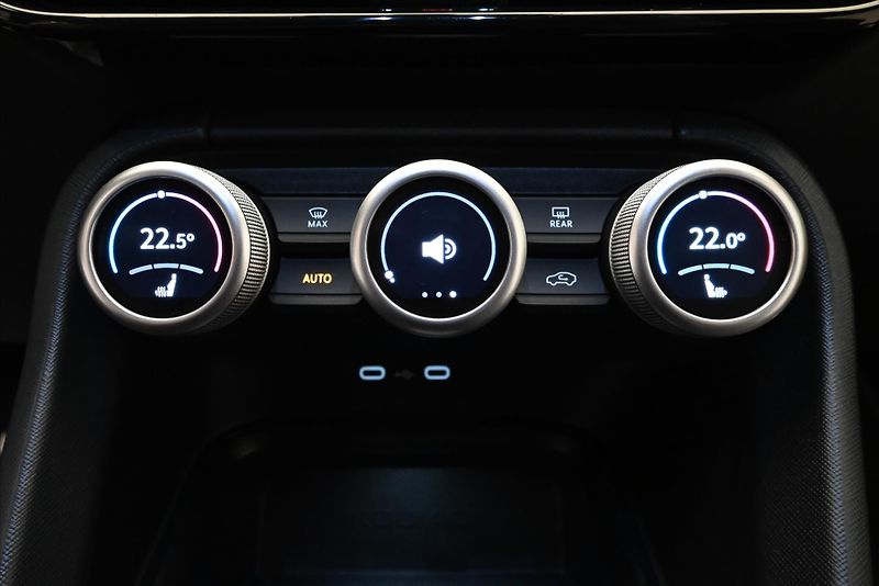 Škoda Kodiaq 2,0 TDI 142 kW Selection 4x4 T - fotka 20 z 31