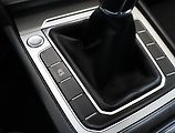 Volkswagen Passat (2015) 2.0 TDI, Navi, Tempomat - náhled 17