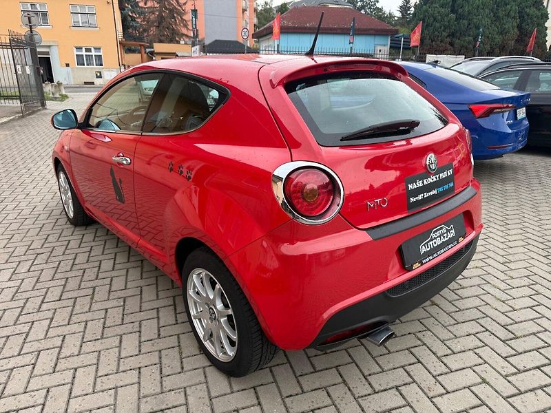 Alfa Romeo MiTo (2009) 1.4 77 kW - Málo najeto ! - fotka 2 z 15