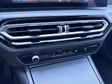 BMW Řada 3 318i Touring - náhled 19