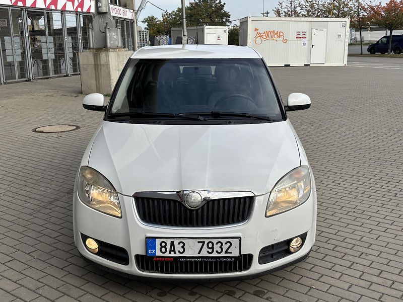 Škoda Fabia (2007) 1.2i 51kw  - fotka 8 z 17