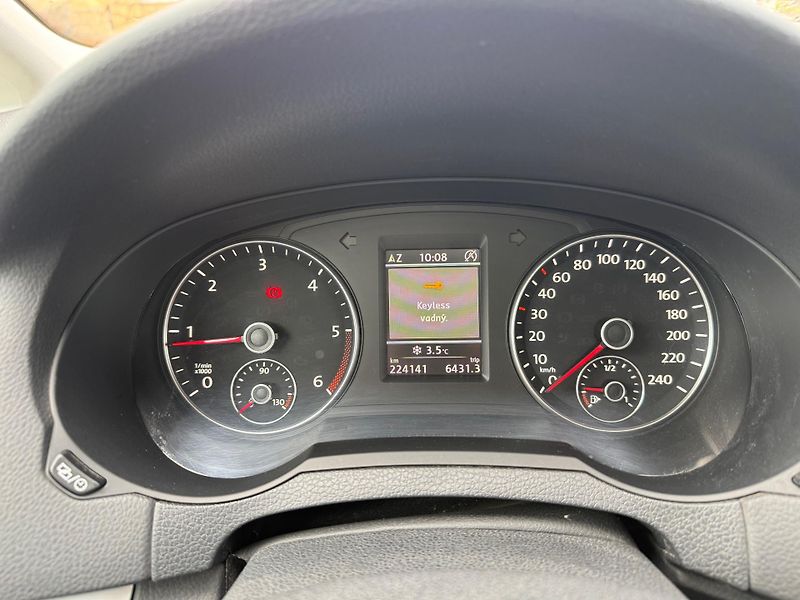 Volkswagen Sharan 2.0 TDi 130kw - fotka 7 z 12
