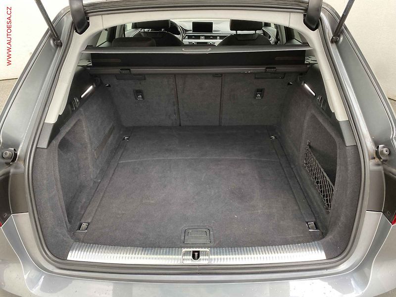 Audi A4 (2019) 2.0 TDi, S-line, AT, LED - fotka 7 z 19