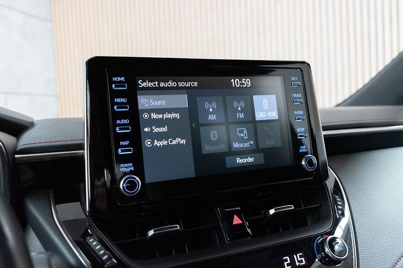 Toyota Corolla 2.0HYBRID SELECTION*ČR 1.MAJ* - fotka 25 z 34