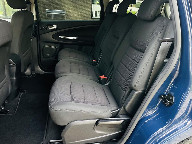 Ford S-MAX 2.0TDCi MANUÁL SENZORY VÝHŘEV - fotka 30 z 44