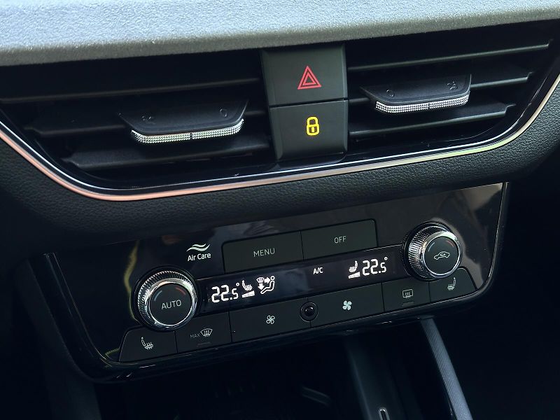 Škoda Kamiq 1.5TSi DSG 150PS LED V.Cockpit - fotka 13 z 22