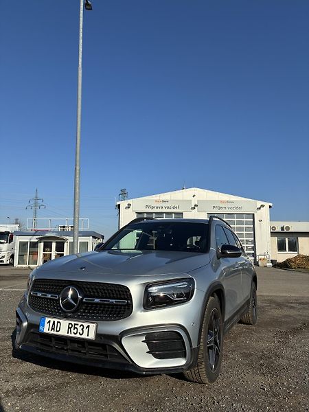 Mercedes-Benz GLB (2024) 200d 4MATIC - fotka 3 z 14