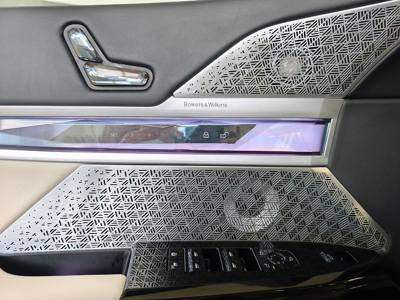 BMW Řada 7 M Sport Pro*Bowers&Wilkins Dia - fotka 19 z 22