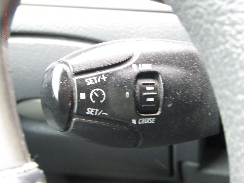 Citroën C5 (2006) 1.6 HDi, ČR, AC, TZ, park - fotka 13 z 20