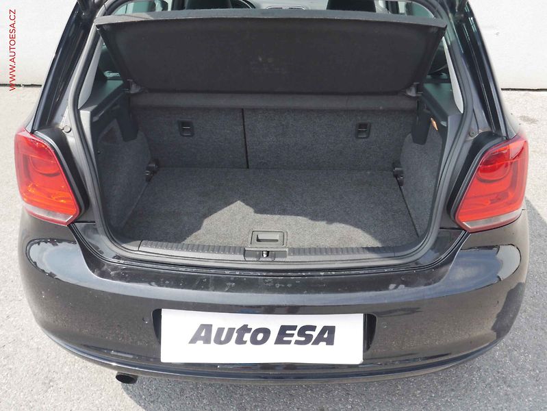 Volkswagen Polo (2011) 1.2 TSi, Style - fotka 7 z 13