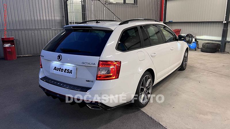 Škoda Octavia (2014) 2.0TDi - fotka 2 z 3