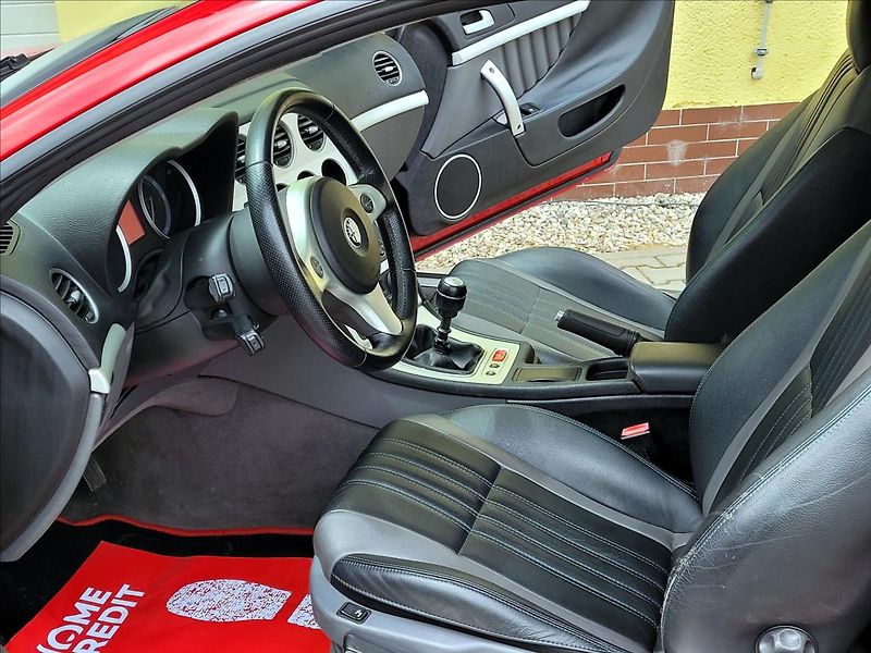 Alfa Romeo Brera 2,2 JTs po VELKÉM SERVISU - fotka 27 z 42
