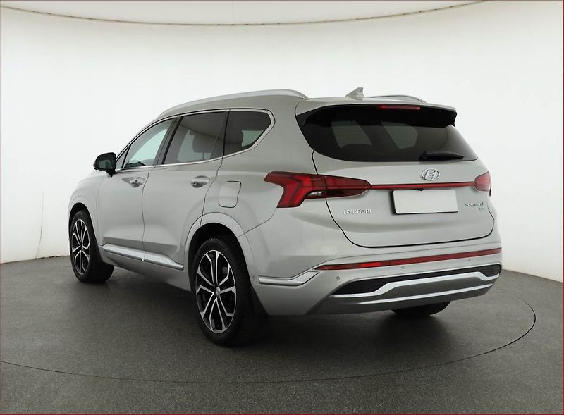 Hyundai Santa Fe (2021) 2.2 CRDi - fotka 4 z 21