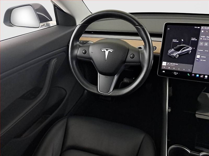 Tesla Model 3 (2019) Long Range 4WD 78kWh, SoH 83% - fotka 7 z 28