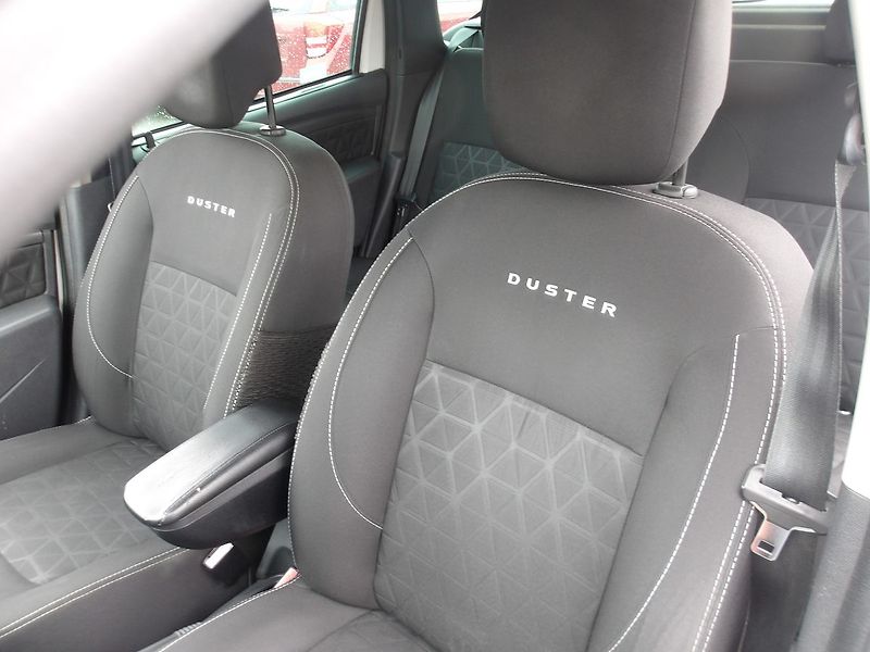 Dacia Duster 1,6i ČR ! 1.MAJITEL ! - fotka 19 z 29