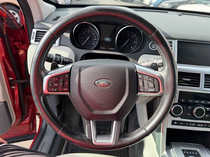Land Rover Discovery Sport (2017) 2.0 TD4, 2.maj,ČR, AT - fotka 12 z 17
