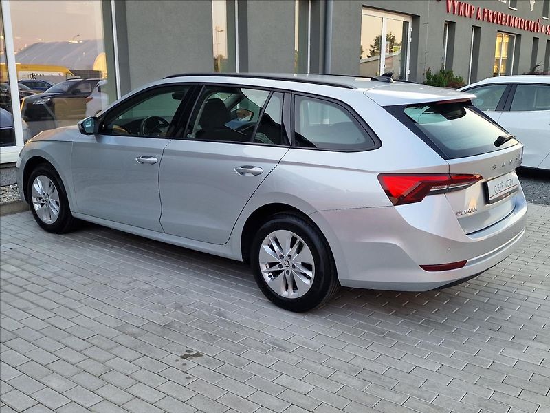 Škoda Octavia 2.0TDI Combi, původ ČR,1.Maj. - fotka 7 z 50