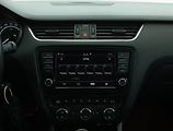 Škoda Octavia (2015) RS 2.0 TSI, Automat - náhled 12