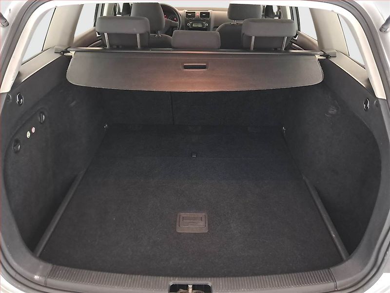 Volkswagen Golf (2008) 1.9 TDI, nová STK - fotka 14 z 16