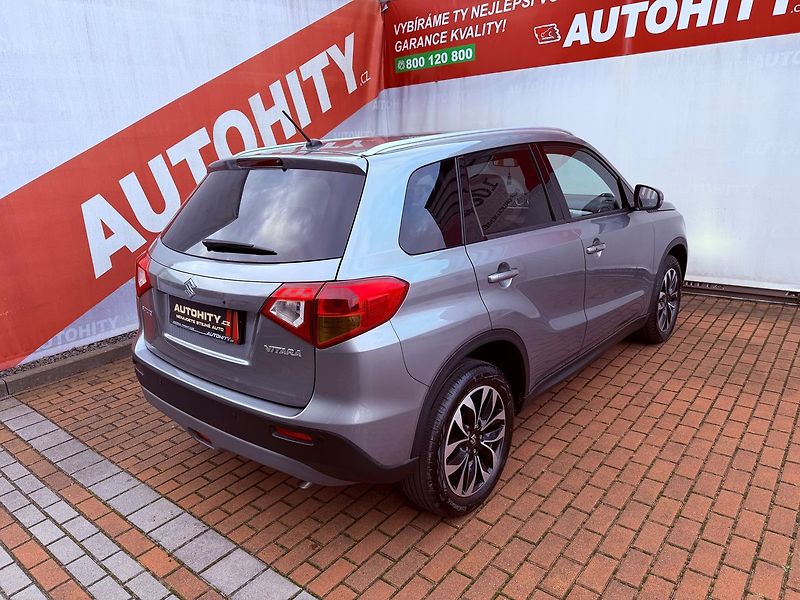Suzuki Vitara 1.6 Comfort+, Serviska, Navi - fotka 6 z 29