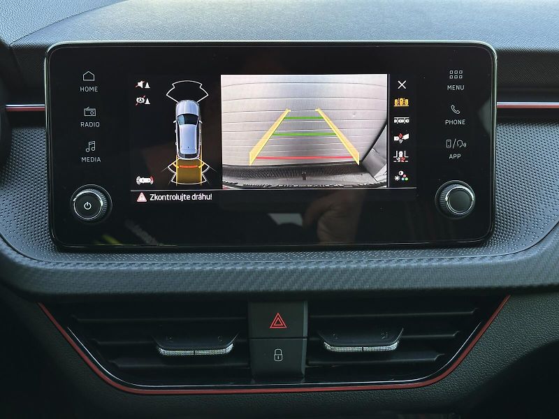 Škoda Kamiq 1.0TSi Monte Carlo 116PS Matri - fotka 34 z 46